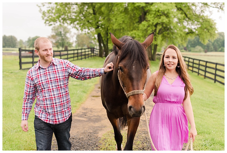 middleburg-va-engagement-photos-with-a-horse__0576