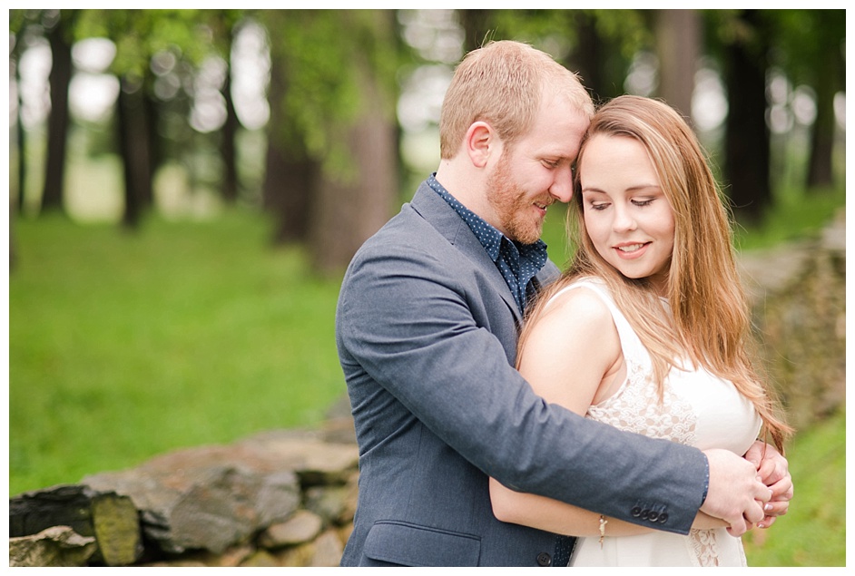 middleburg-va-engagement-photos-with-a-horse__0584