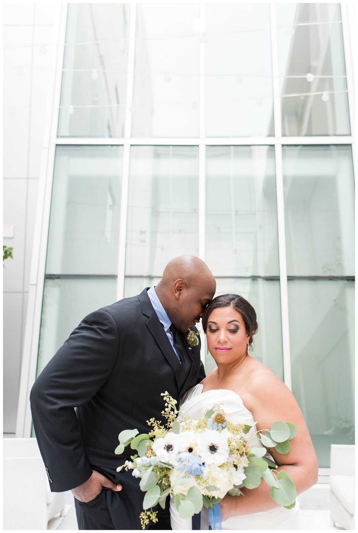 shades of blue wedding inspiration at quirk hotel in richmond virginia by rva wedding photographer sarah & dave photography bride getting ready photo inspiration bride and groom portrait inspiration