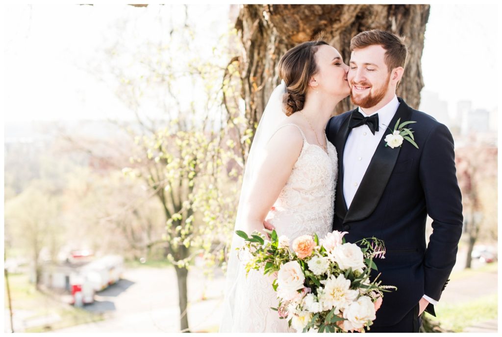 branch museum wedding in richmond va by rva wedding photographer sarah & dave photography formal portrait outdoors kissing